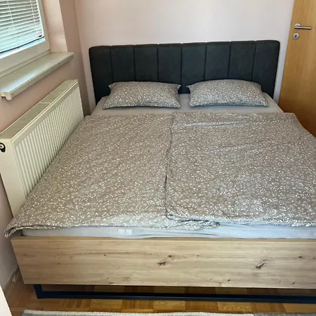 Apartman Luciana * Tuzla