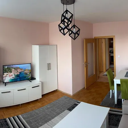 Luciana * Tuzla